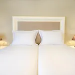 Emerald Hotel