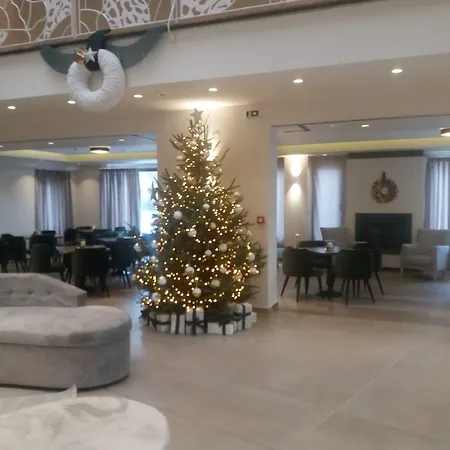 Emerald 4* Φλώρινα